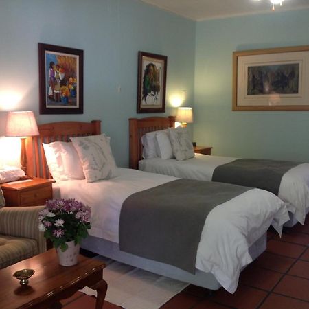 Chez Esme Guest House Roodepoort Exterior foto