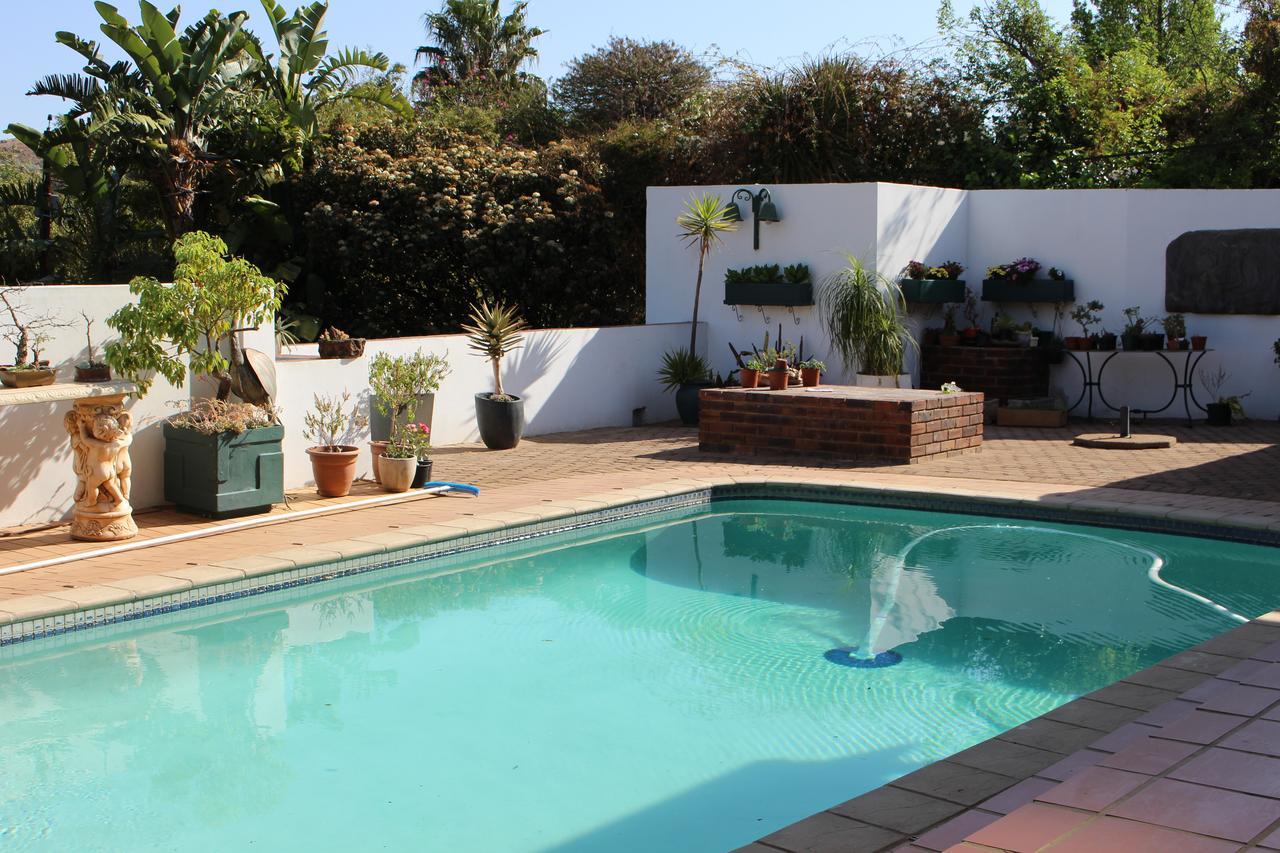 Chez Esme Guest House Roodepoort Exterior foto