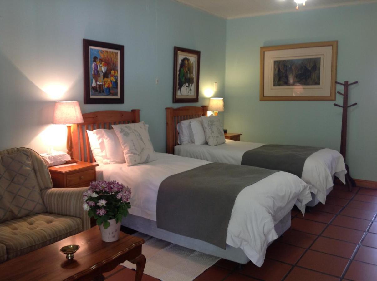 Chez Esme Guest House Roodepoort Exterior foto